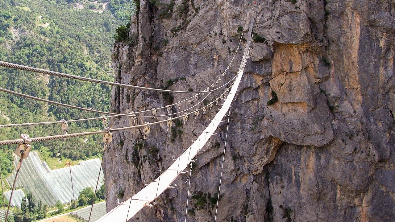 Via ferrata de la Grande Fistoire - Le Caire, Alpes-de-Haute-Provence