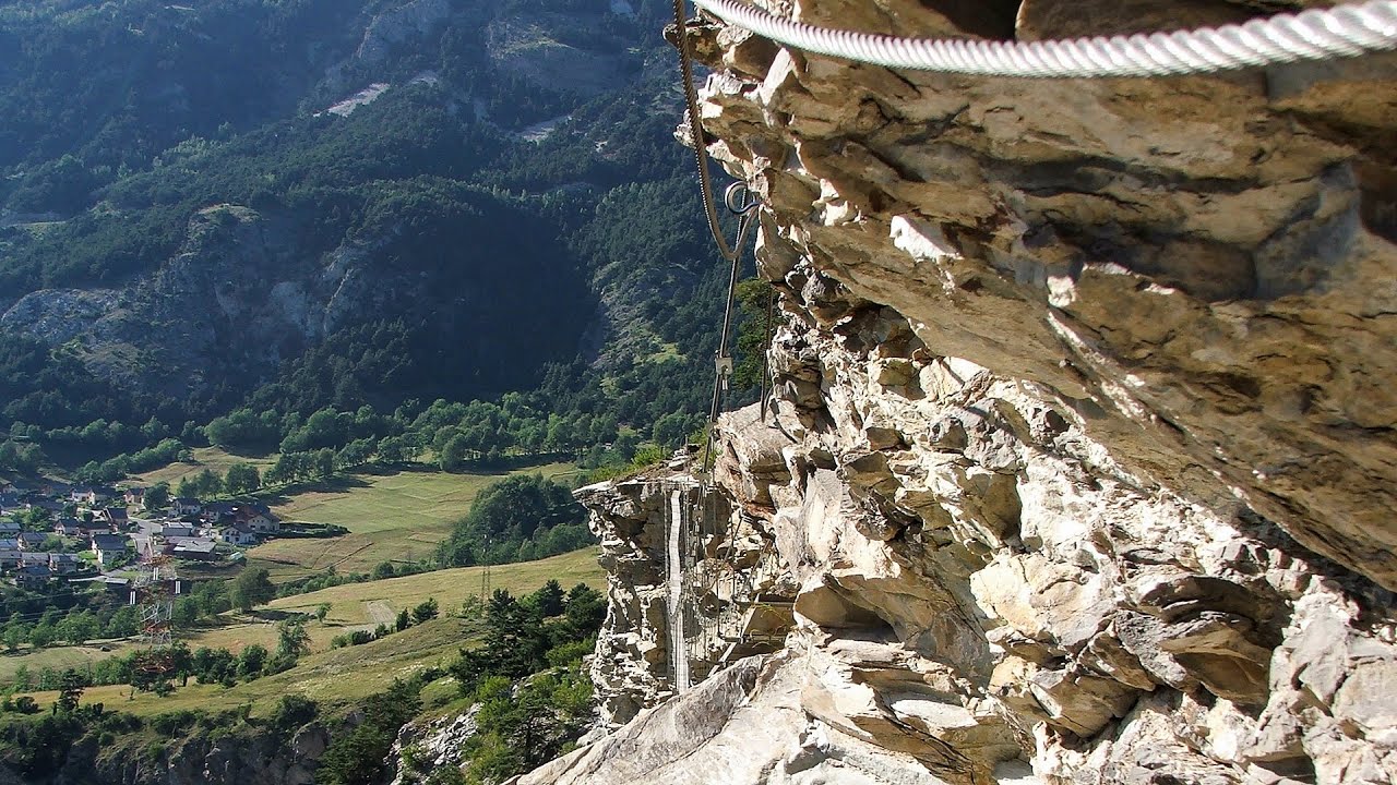 Melchior-Hängebrücke - Hoher Weg (Höhenangst) - Video