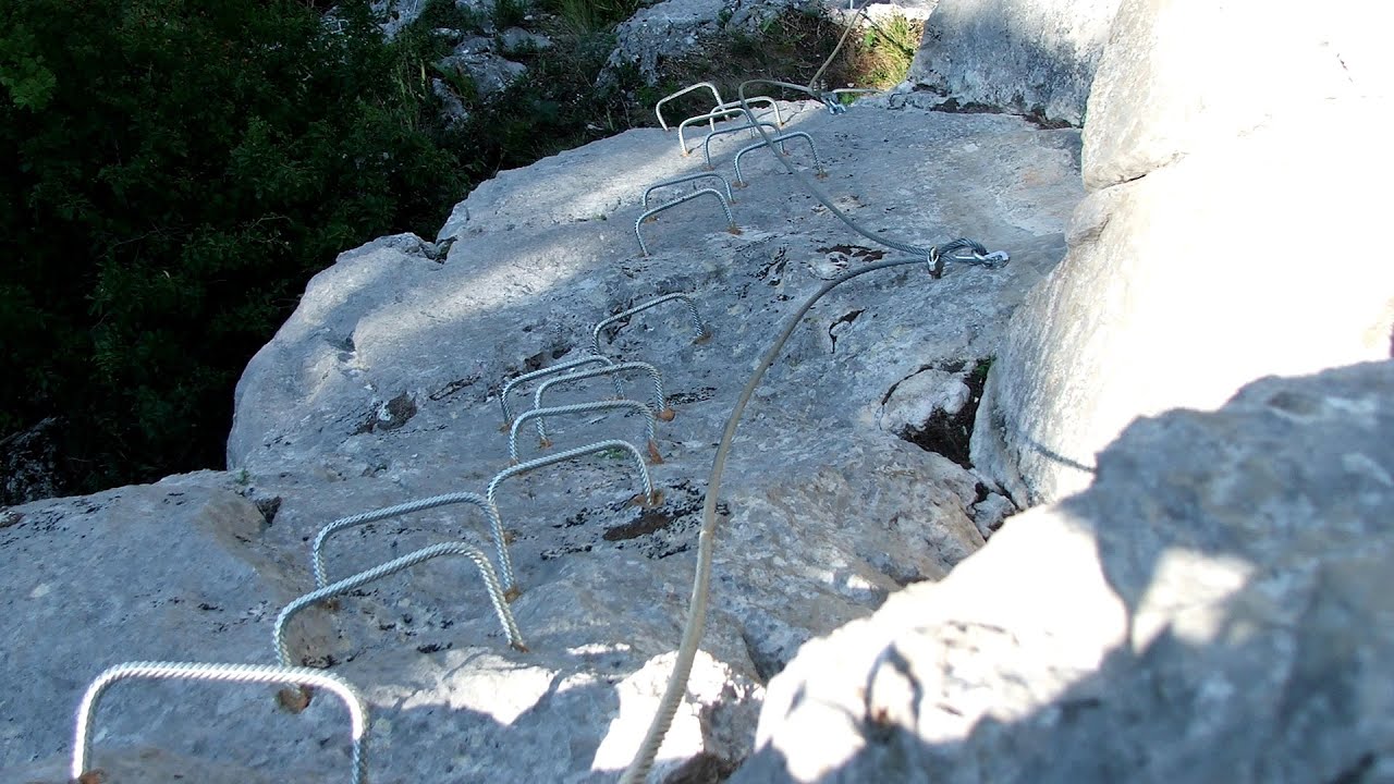 Fairy Cliff (Peretele Zanelor) via ferrata route - Vadu Crisului