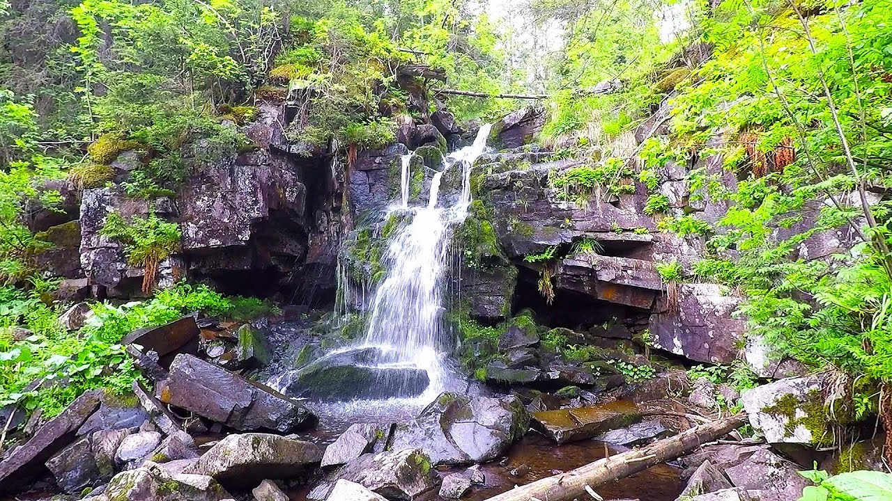 Jumping waterfall (Cascada Saritoarea, Szökő) - Harghita Mountains