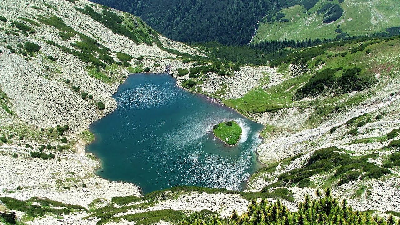 Zergebak-tó, Zárt Kapuk - Retyezát hegység