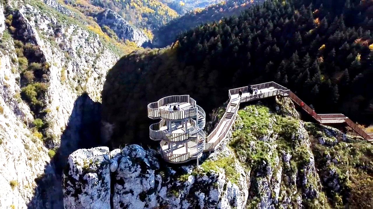 Valla Kanyonu seyir terası Küre Dağları Milli Parkı