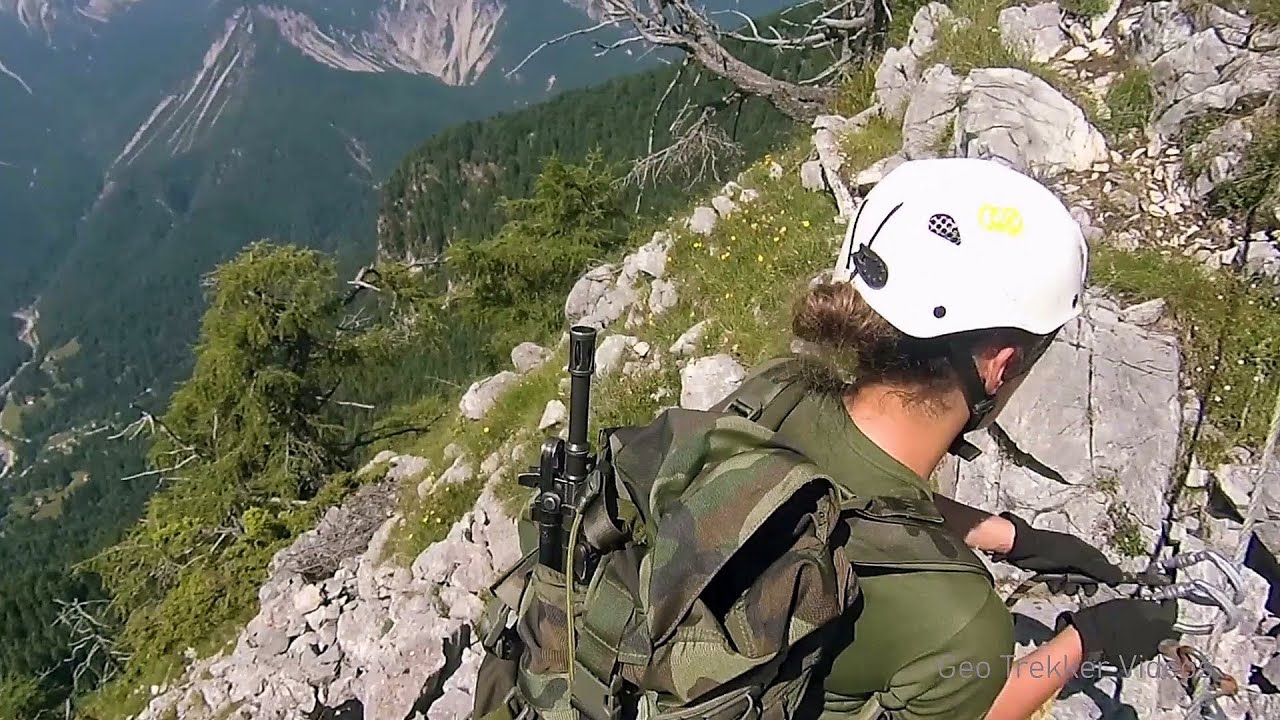 Video: Via ferrata Adventure Climb Varmost - Italia