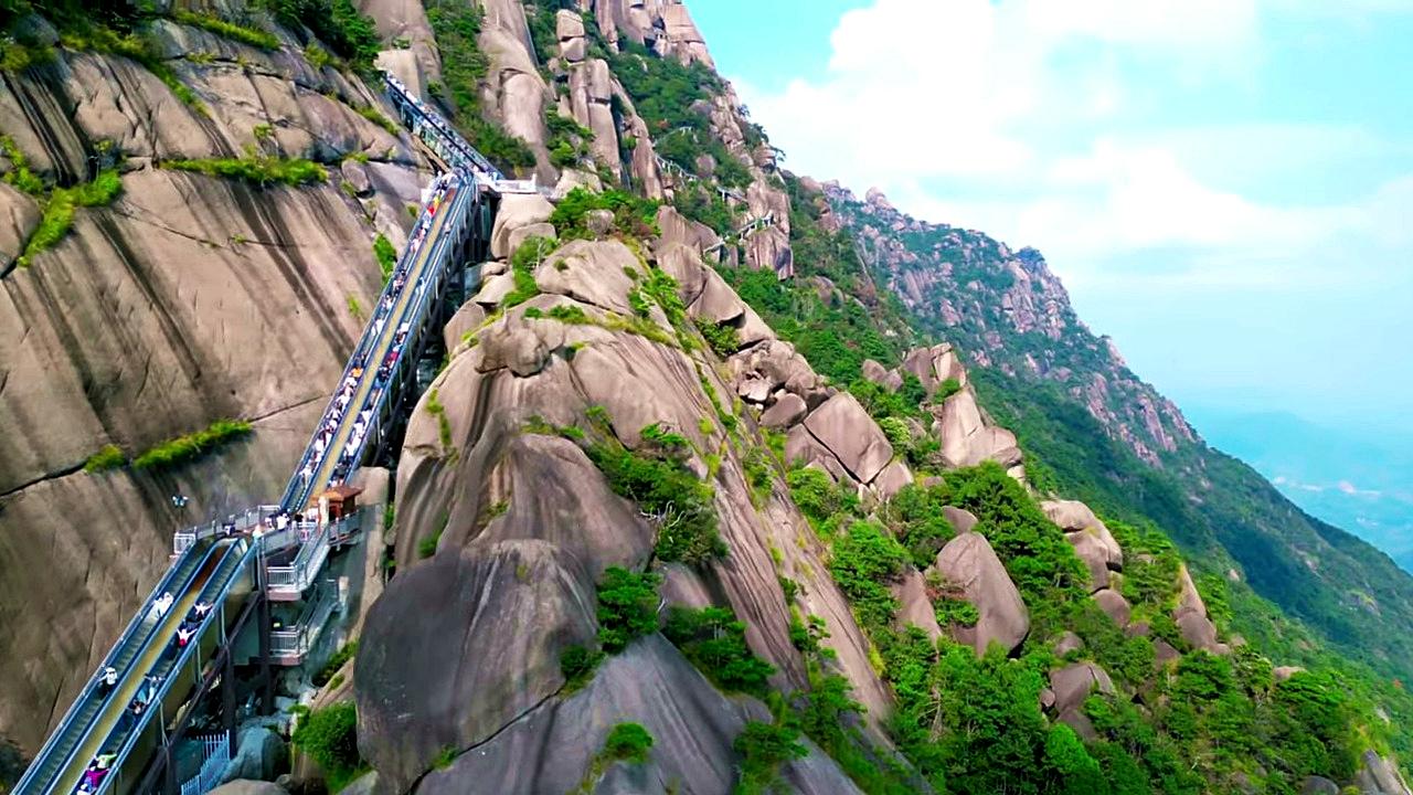 Ling Dağı Manzara Alanı Bulut Merdiveni yürüyen merdiveni
